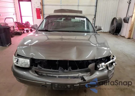 2002 Buick Lesabre Limited z USA, uszkodzony, nr VIN 1G4HR54K42U267988